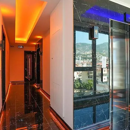 Stylish In Yekta Royal Club Аланія