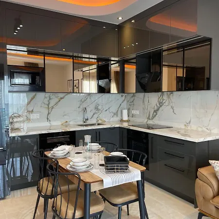 Stylish In Yekta Royal Club