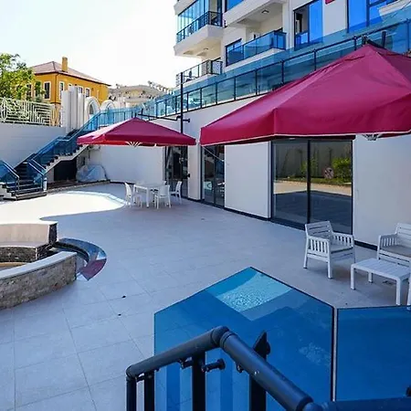 Stylish In Yekta Royal Club Apartment