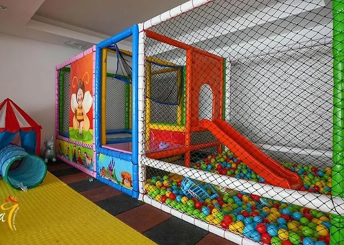 Stylish In Yekta Royal Club 阿拉尼亚