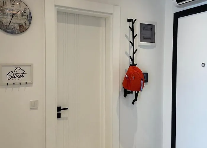 Stylish In Yekta Royal Club 公寓