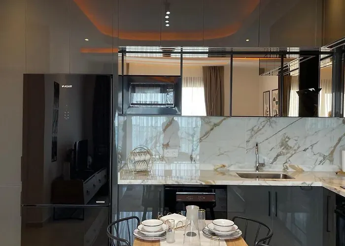 公寓 Stylish In Yekta Royal Club 阿拉尼亚